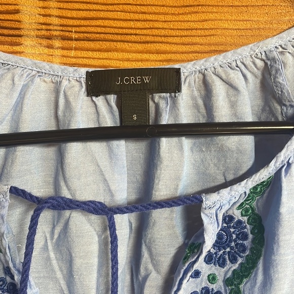 J. Crew Women’s blue embroidered lightweight blouse size Small - Picture 2 of 8